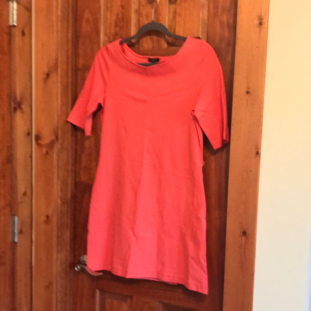 Talbots dress. Short sleeve size 4. Peach color